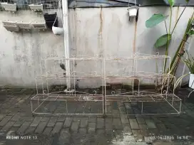 JUAL RAK BUNGA SUSUN