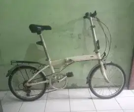 Sepeda lipat fold x alloy UK 20
