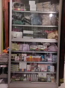 DI JUAl RAK FULL KACA PAJANGAN