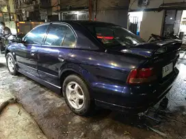 Mitsubishi Galant 2000 Bensin