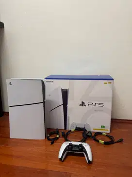 Playstation 5 (slim) disc | Purchased December 2024 | Rp 7,800,000