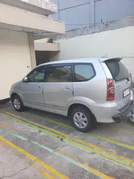 Toyota Avanza 2010 Bensin