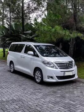 Toyota Alphard 2013 Bensin