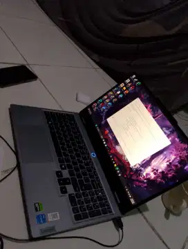 laptop Lenovo LOQ 15IAX9