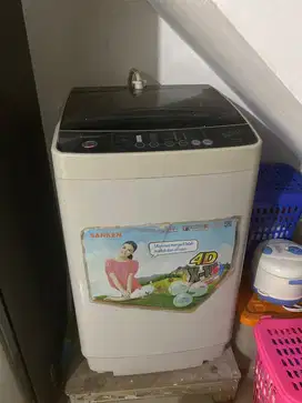 Mesin Cuci Sakura AW-S807J