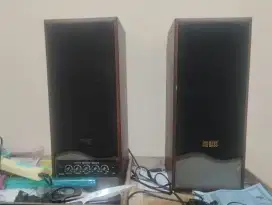 Dijual speaker aktif .