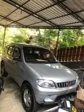 Daihatsu Taruna 2005