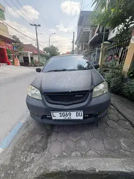 Toyota Limo 2004