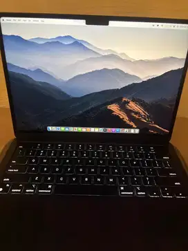 Macbook air m2 2022 8/256