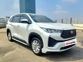 Toyota Zenix V Hybrid Modelista Tahun 2023 Automatic Putih Metalik