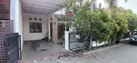 Rumah Hunian Strategis SHM Surabaya Selatan