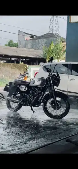 Kawasaki W175 SE