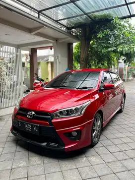 YARIS S TRD MATIC 2015