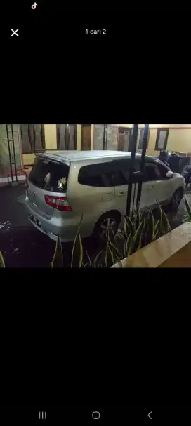 Nissan Grand Livina kondisi istimewa, no PR, km rendah