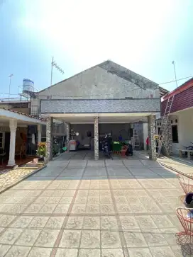 Di Jual Rumah Besar di Bintara Bekasi Barat
