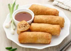 Terima pesanan lumpia Semarang isi ayam
