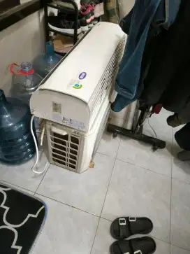 AC Midea 1 PK Masih Bagus