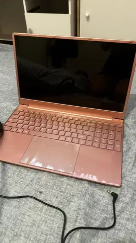 Laptop pemakaian 2 bln jual cepat