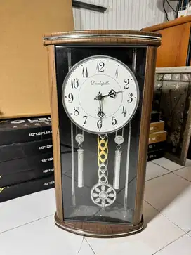 Dijual Cepat Jam Dinding Klasik Dunlopillo – Desain Vintage Elegan