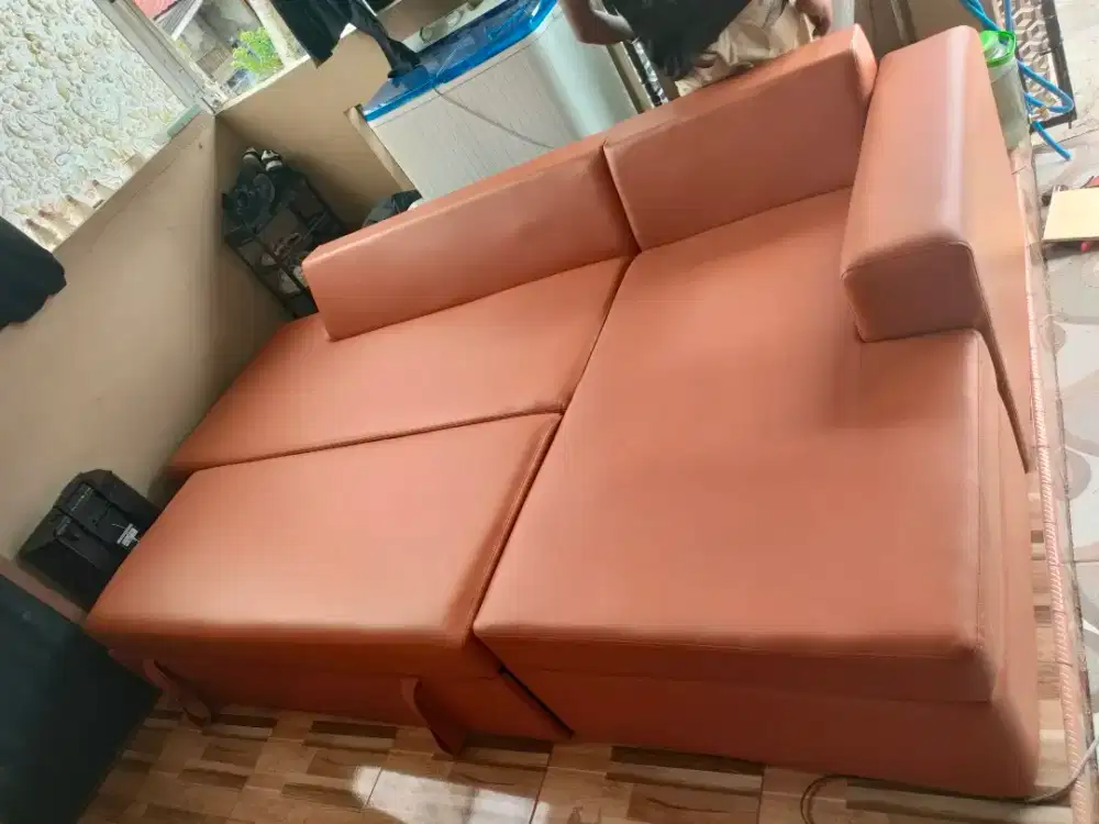 Service sofa dan costume