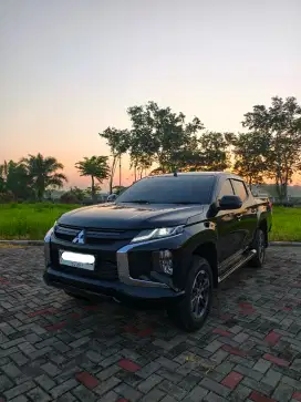 Mitsubishi All New Strada Triton Exceed 4x4 Manual Diesel Solar