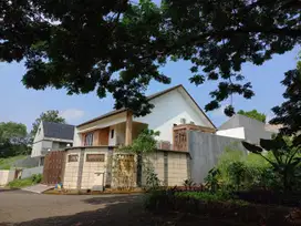Rumah Mewah 2 Lantai Dalam Komplek Elite Cinere Depok