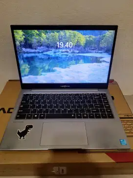 Laptop Advan Soulmate (Silver). 8Gb/128Gb. Dapat tas, headset, mouse