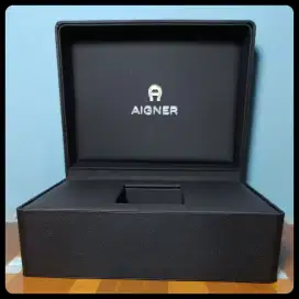 Kotak jam tangan Aigner original