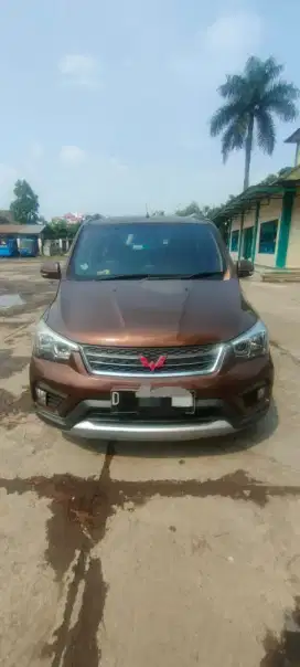 Dijual Wuling Confero S lux Captain Seat