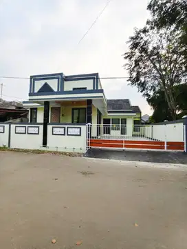 Rumah Baru Siap Huni Posisi Hook Di Timur Cibubur Cash/KPR (3147)