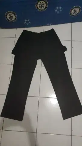 Celana senam wanita