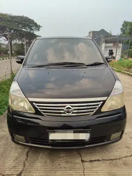 Nissan Serena 2011 Bensin