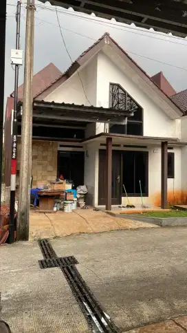 Rumah cluster elite di mampang kota Depok