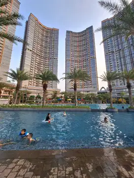 HARUS TERSEWA APARTMENT GOLD COAST 3 BR, VIEW LAUT