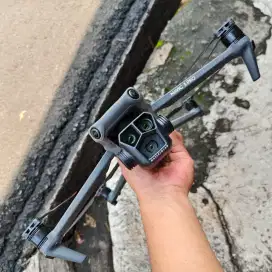 DJI Mavic 3 Pro Drone Only + Battery + ND Filter FreeWell Dan CPL