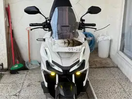 [DIJUAL] ADV 160 ABS PUTIH KM RENDAH