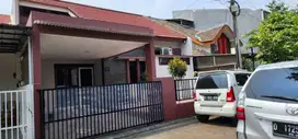 Rumah Luas di Komplek Puri Dago Antapani LT 121 hanya 1,55 Milyar