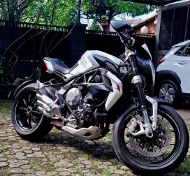 MV Agusta Brutale Dragster 800 R