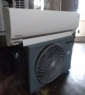 Jual ac Panasonic 1/2 pk R32 lowwat 360 watt kondisi 95% ori semua