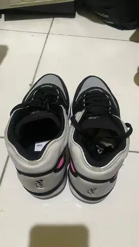 Sepatu Nike GT Hustle 2 EP Fundamental Black Pink