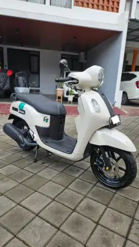 Yamaha Fazzio Km 8000, Jual Cepat, Bandung