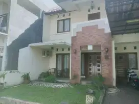 Rumah siap huni di perumahan Bali view Kampung Ubud Cirendeu