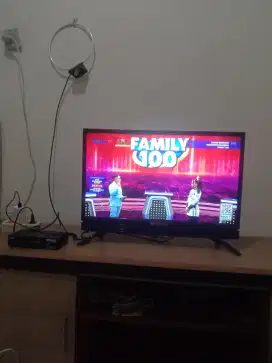 Dijual TV Led coocaa 24 inchi mulus