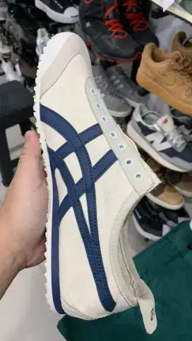 Sepatu onitsuka tiger