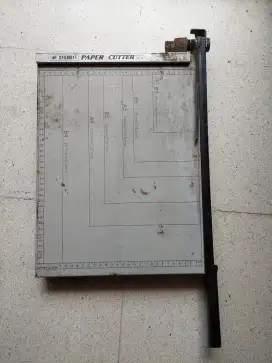 Paper cutter hvs  besar 30×40cm