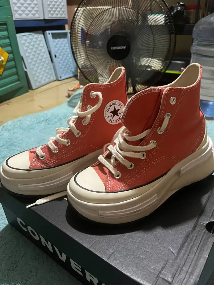 Sepatu converse
