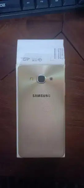 Samsung Galaxy J3 Pro Fullset