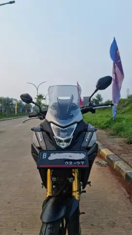 DIJUAL KONDISI ISTIMEWAH HONDA CB150X SE TAHUN 2022
