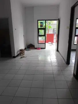 Rumah Siap Huni di Taman Kopo Katapang