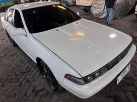 Cefiro A31 tahun 1991